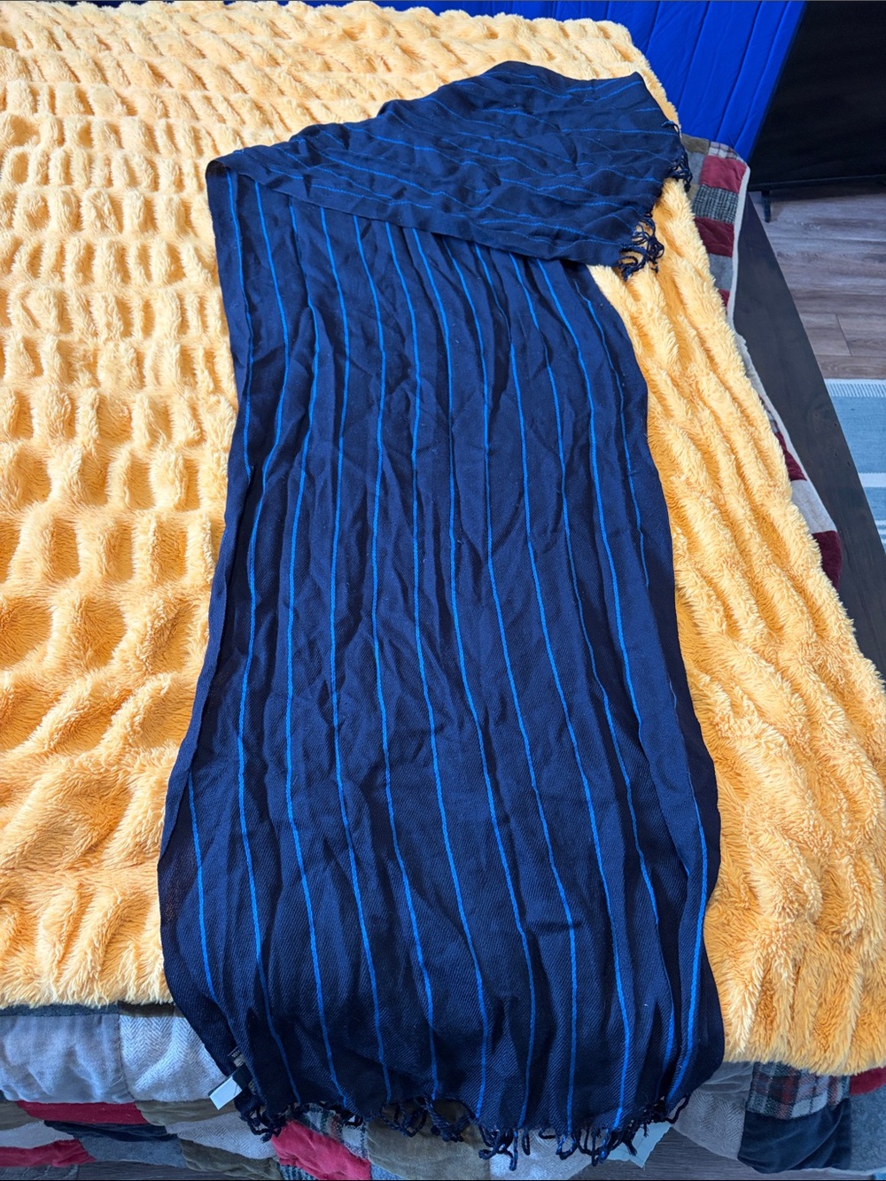 Banana Republic Wool and Silk Scarf